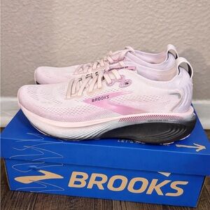 Brooks Women's Adrenaline GTS 25 Ebony Pink